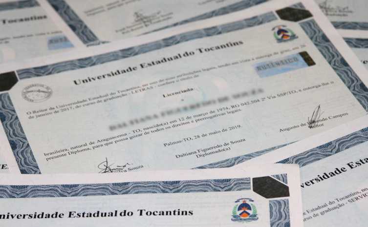 Comprar mestrado e doutorado