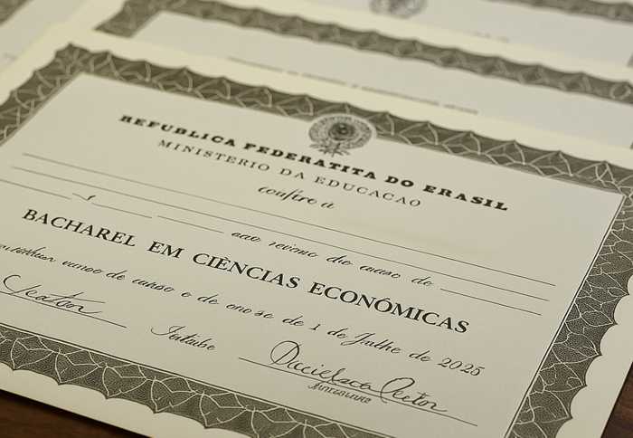 diploma de faculdade reconhecido